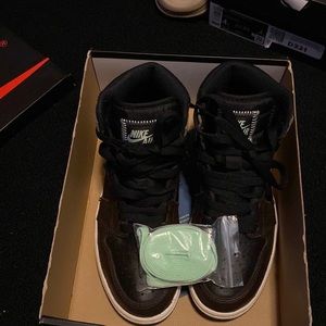 Used retro 1 men 4